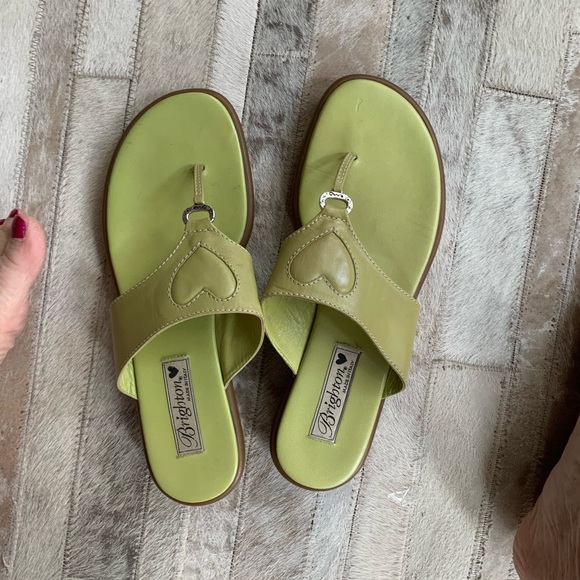 Brighton Lime Green Sandals size 9 - Picture 2 of 5